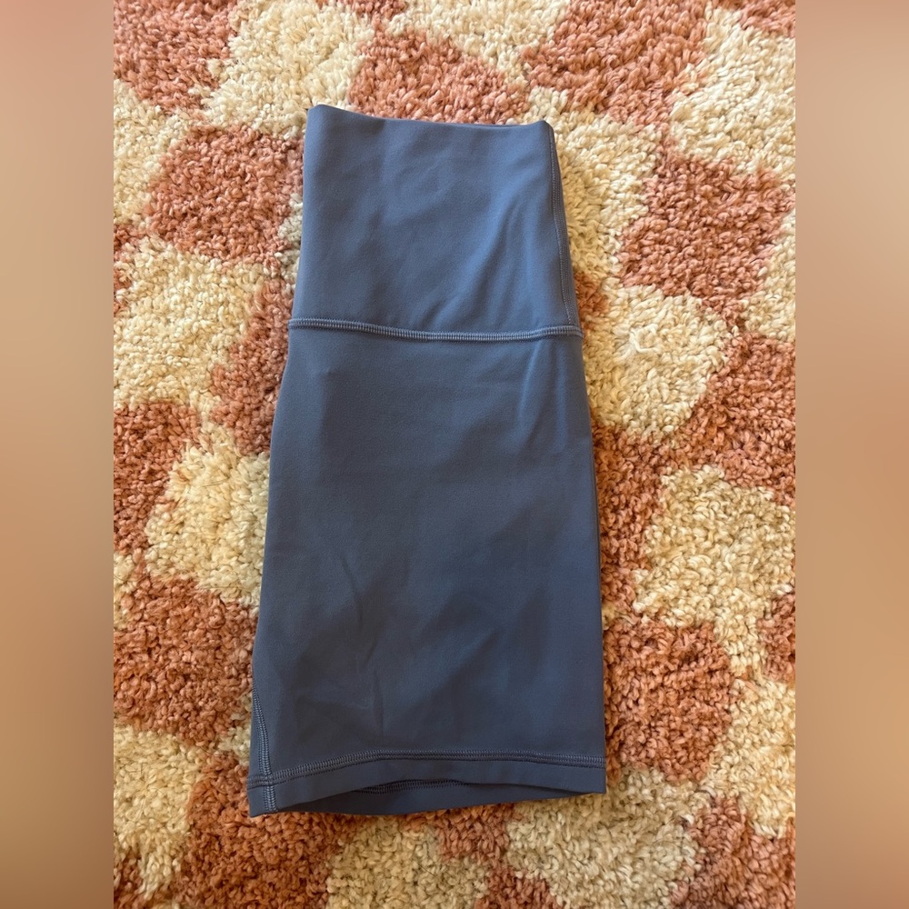 lululemon Align™ High-Rise Short 6" - Picture 2 of 4